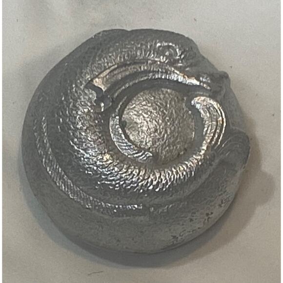 4 Vintage Cast Iron FISH DOLPHIN MOTIF Fence Post Tops - Picture 13 of 16